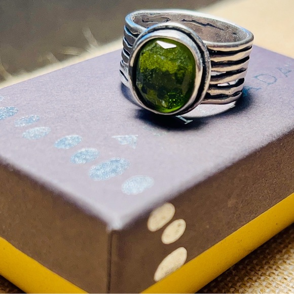 Silpada Green Statement Ring - Picture 14 of 16